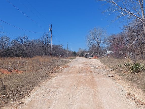 3rd image of 12720 Holli Ln