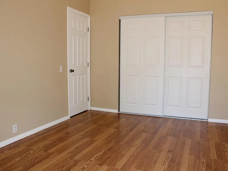 2750 Dahlia Ave — Photo 10