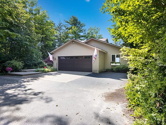 5th image of 15535 Birch Dr