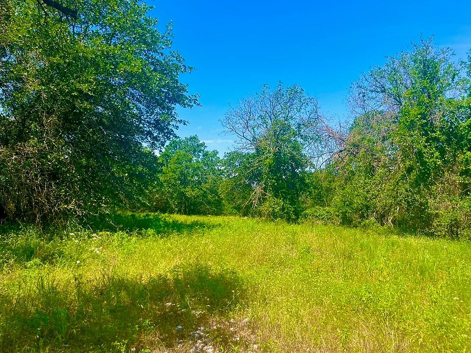 1st image of 98 Sarra Ln