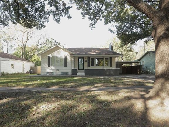2nd image of 641 S Terrace Dr