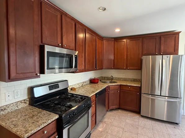 45 Houghton St #2, Dorchester, MA 02122