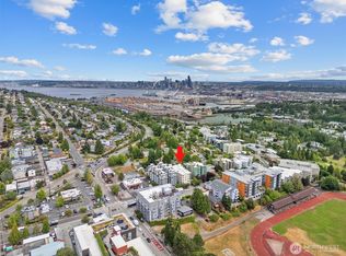 3256 SW Avalon Way APT 301, Seattle, WA 98126
