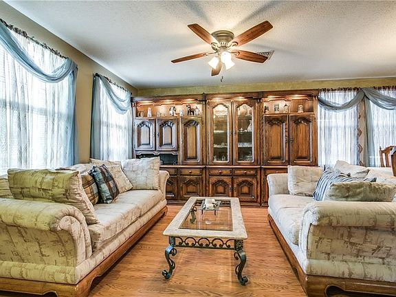 5th image of 3407 Andalusian Dr