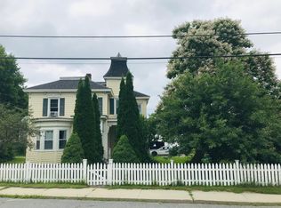 7 Elm St, Adams, MA 01220