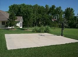 5th image of 2475 Saint Andrews Ln