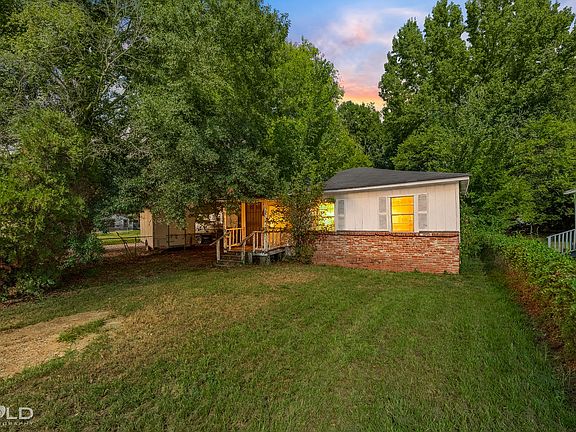 2nd image of 6205 Rufus Dr