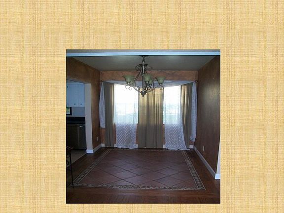 5th image of 10447 Kumquat Ln