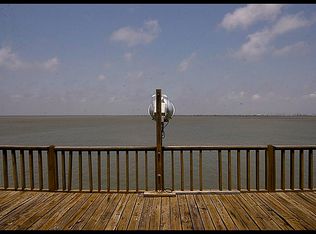 311 Isles End Rd, Tiki Island, TX 77554
