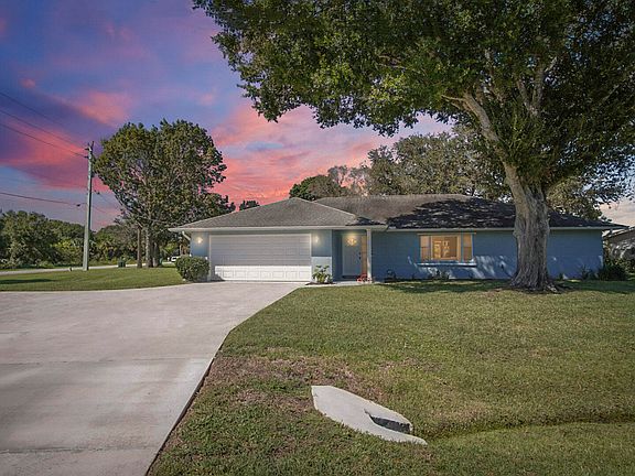 2nd image of 6201 Lilyan Parkway