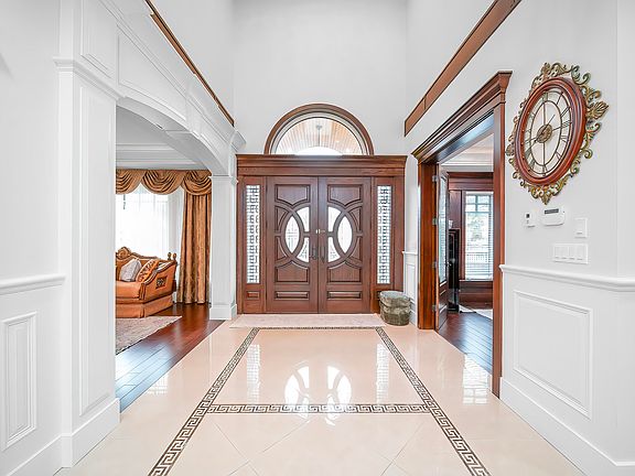 3rd image of 7691 Sunnydene Rd