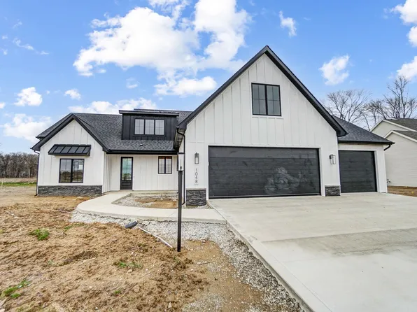1048 Cascata Trl, Huntertown, IN 46748