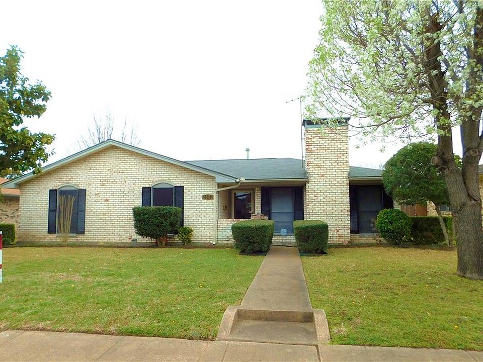 1st image of 2622 Sam Houston Dr