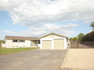 7084 Eleanor Ave, Oakdale, CA 95361