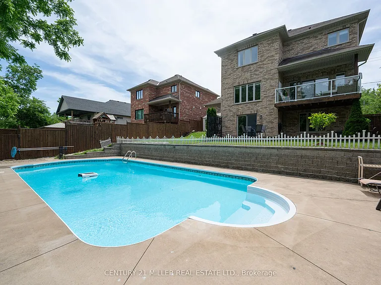 3549 King St — Photo 33