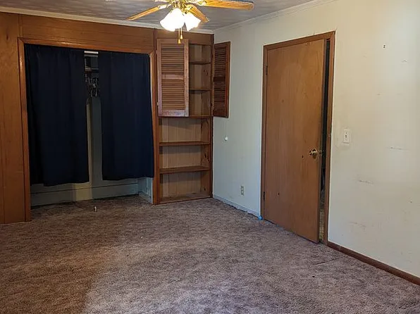 616 W Mable St, Harrisburg, IL 62946