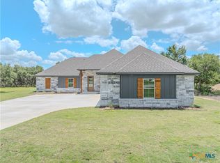 11181 Golden Eagle Ave, Salado, TX 76571