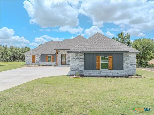 11181 Golden Eagle Ave, Salado, TX 76571
