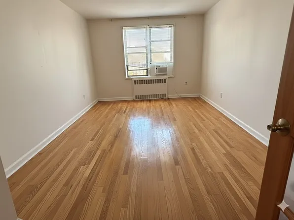 99-63 66th Avenue image 4 of 13