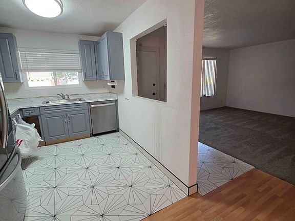 4th image of 3268 Santa Paula Way