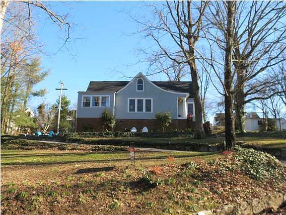 2nd image of 1620 Clayton Ave