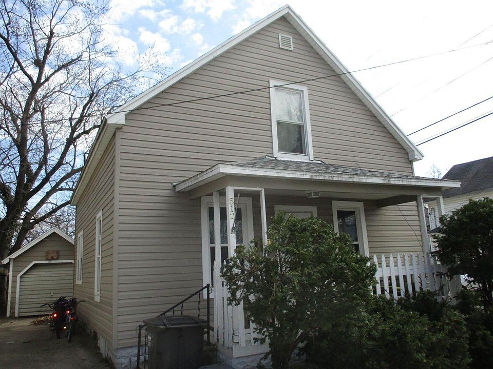 1st image of 512 Plum St