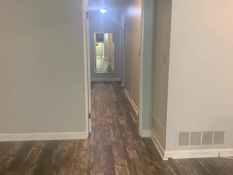 15 Greenway Dr — Photo 1