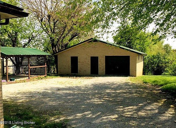 310 Hendrics spring4