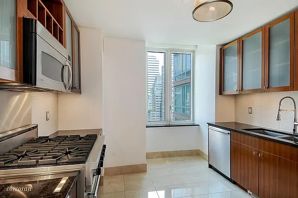 Sold by Corcoran | media 15