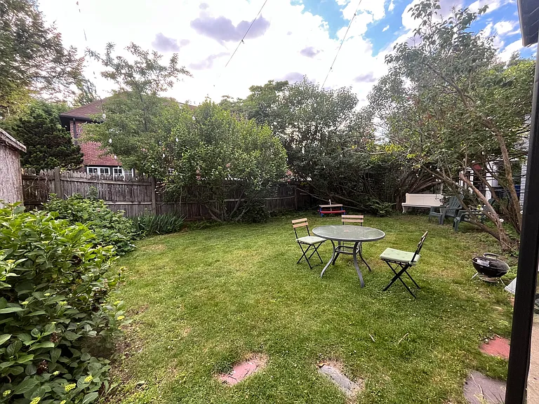 28 Lewis Rd #1 — Photo 15