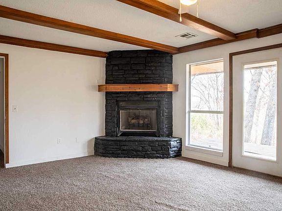 5th image of 4020 Sierra Ln