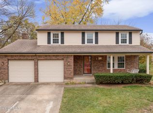 320 Fairmeade Rd, Saint Matthews, KY 40207