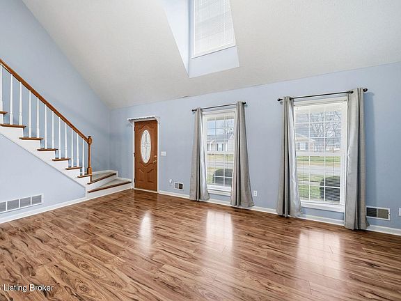 4th image of 10514 Grecian Rd