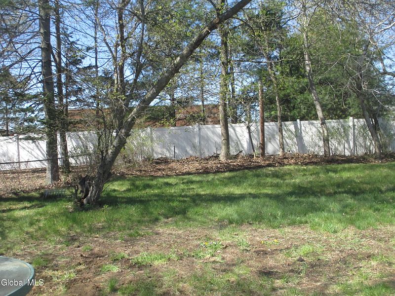 3rd image of 91 3rd Street