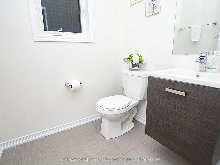 7869 Buckeye Cres — Photo 13