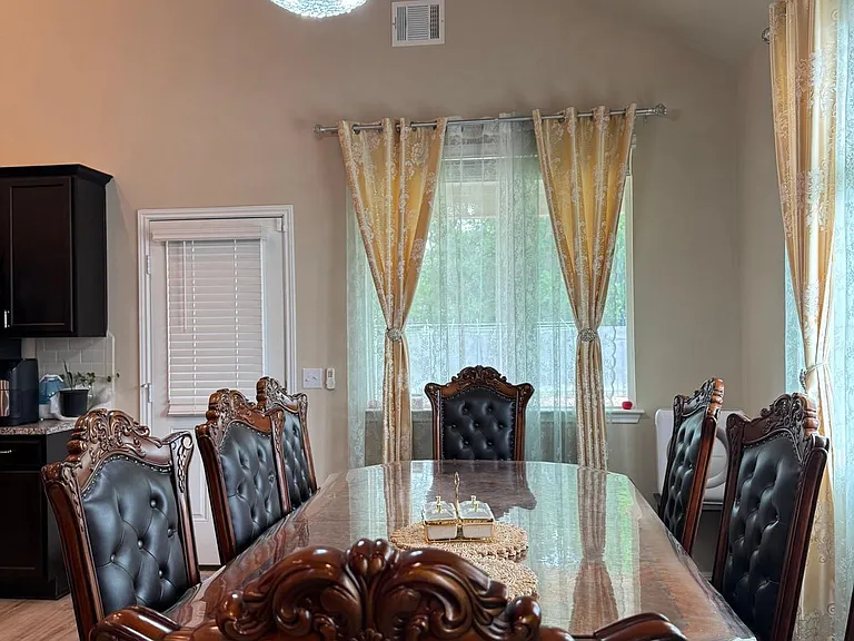 113 Queen Anne Dr — Photo 22