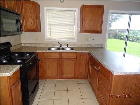 5th image of 114 Auburn Dr