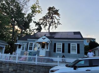 135 Pearl St, Lawrence, MA 01841