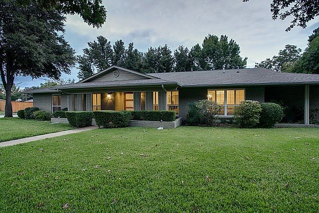 1st image of 3986 Crown Shore Dr