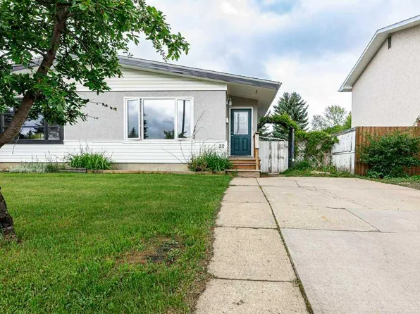 22 E McIntosh Ave, Red Deer, AB T4N 0M3