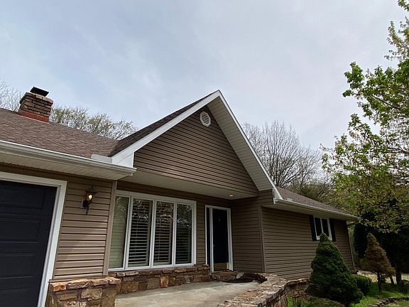 2nd image of 32 Dalton Dr