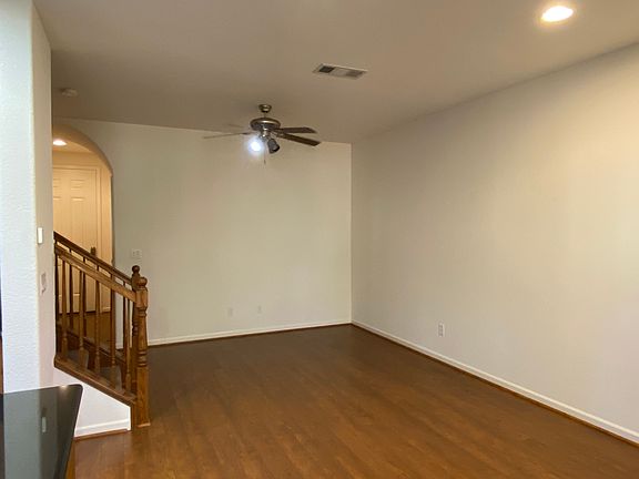 5th image of 1116 Tocia Ave