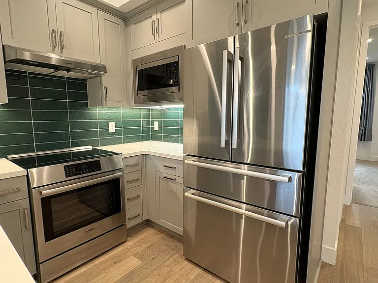 1381 W Middlefield Rd — Photo 13