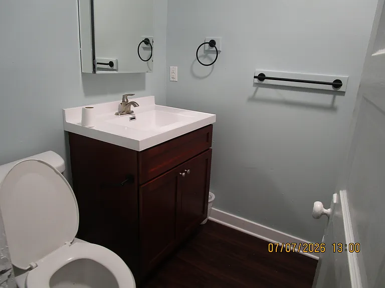 913 1/2 E Market St #3 — Photo 10