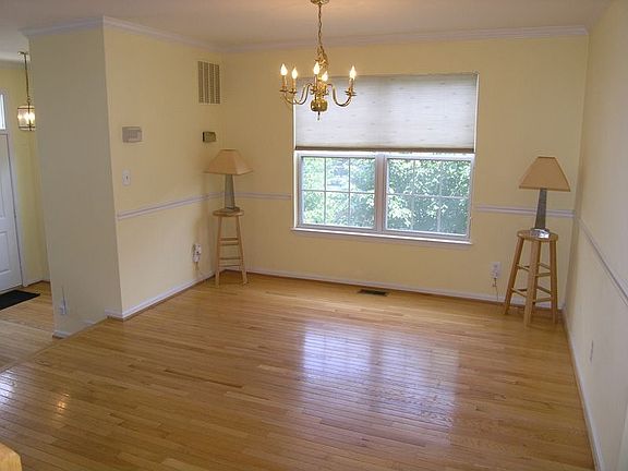 Dining Room w/ "bonus" end-unit windows