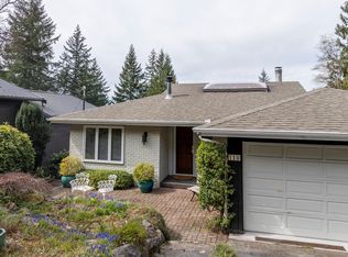 110 Oceanview Pl, Lions Bay, BC V0N2E0