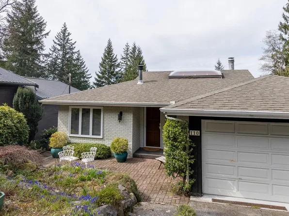 110 Oceanview Pl, Lions Bay, BC V0N 2E0