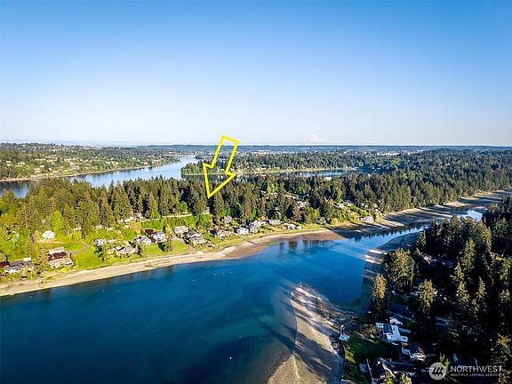 2nd image of 1412 NW Coastal Court
