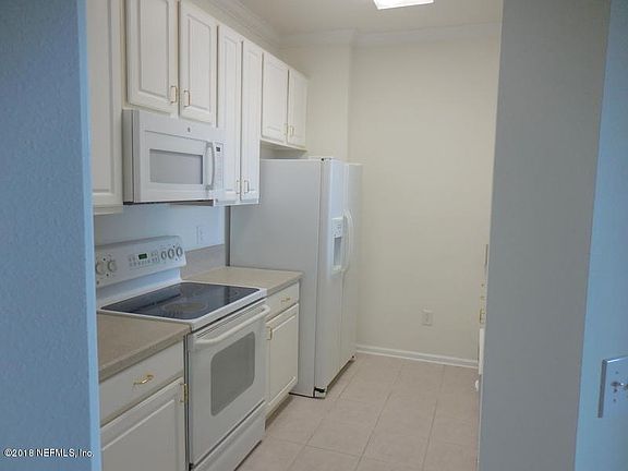 5th image of 7801 Point Meadows Dr Unit 8405