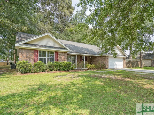 295 Creekside Circle, Ellabell, GA 31308